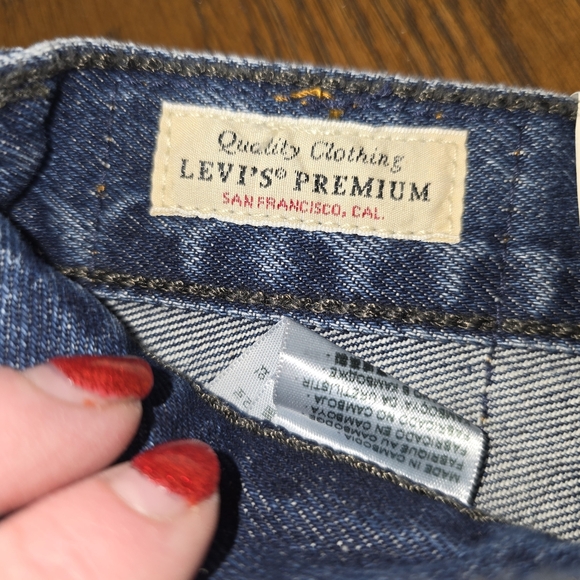 Levi's 501 Regular Straight Button Fly Jeans NWT Blue Size 25 X 30 - Picture 11 of 12